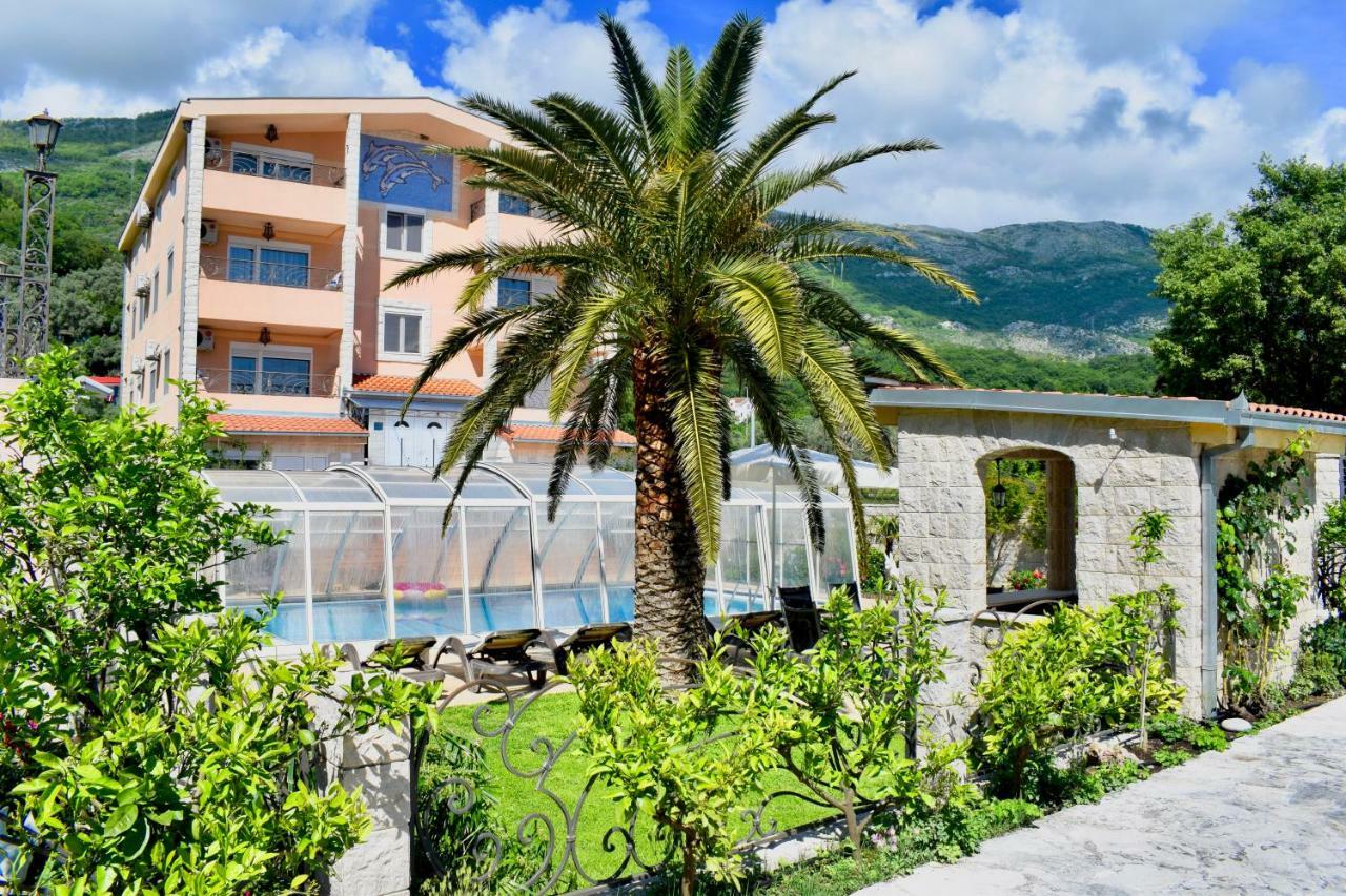 Villa Dolphin Apartments Petrovac Exteriör bild