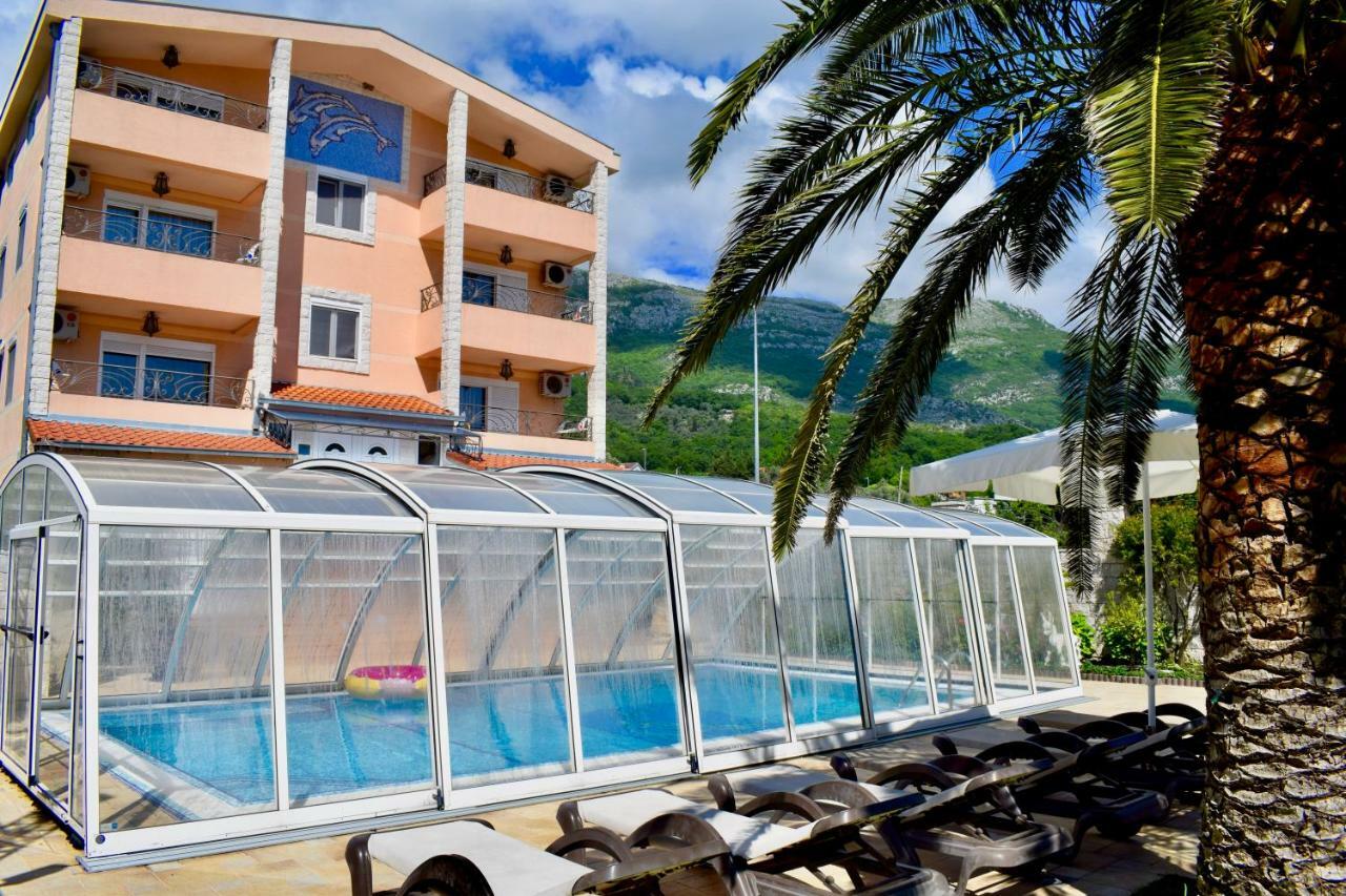 Villa Dolphin Apartments Petrovac Exteriör bild